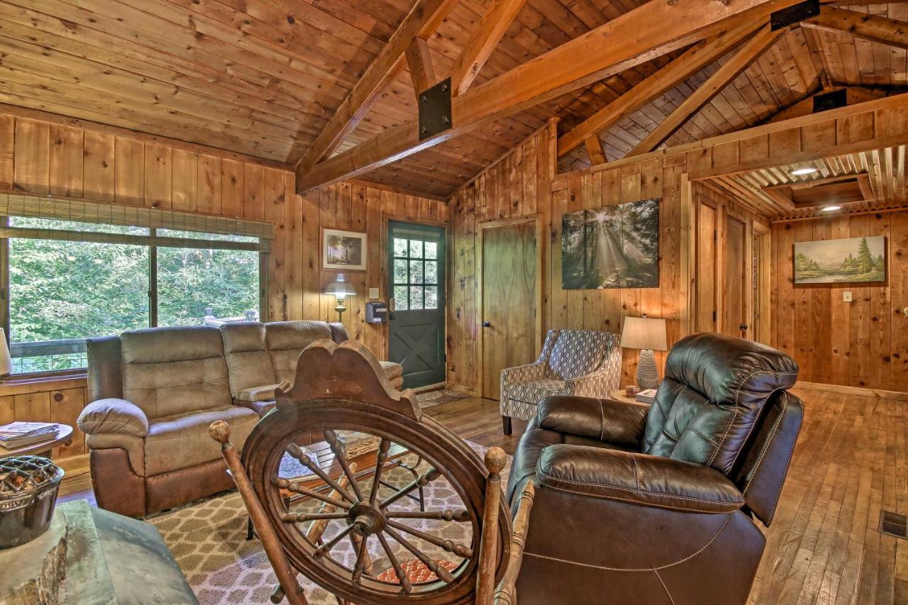 Secluded Stanardsville Cabin With 10 Acres And Hot Tub Exteriör bild